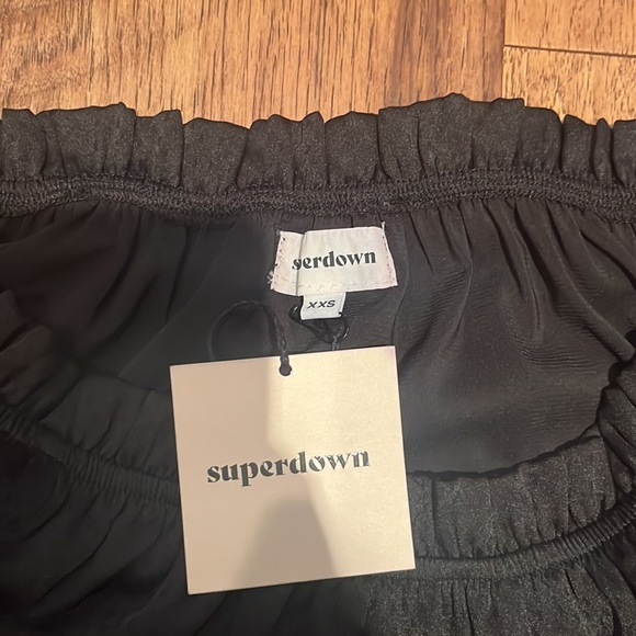 NWT Superdown Woman’s Black Long Sleeve Top Size XXS - Picture 4 of 5
